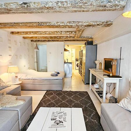 The White Wilde - Studio In A Historic Canalhouse From 1799 Amsterdam Exterior photo