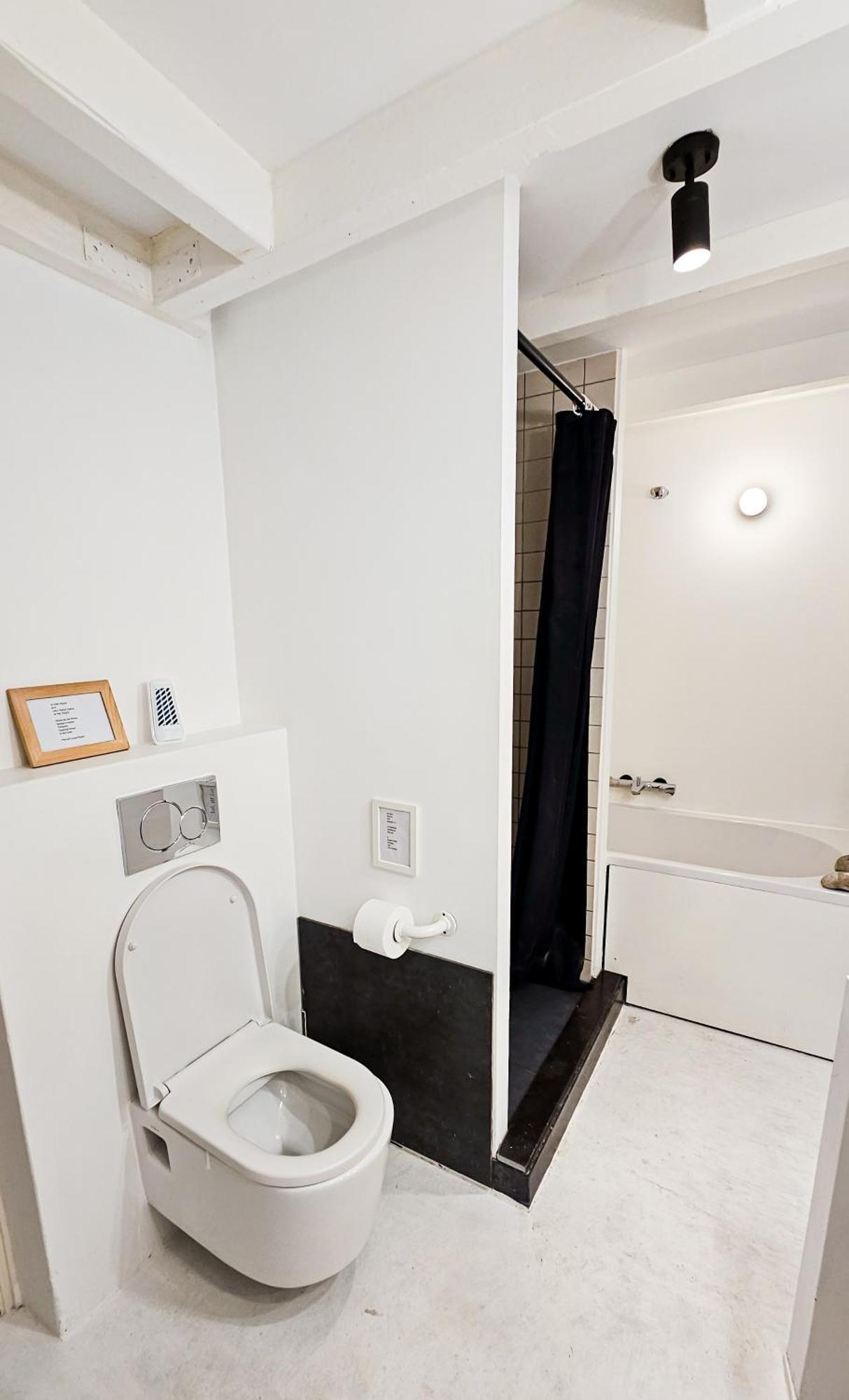 The White Wilde - Studio In A Historic Canalhouse From 1799 Amsterdam Exterior photo